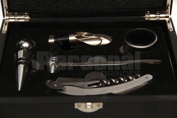 Kit Vinho com 05 Peças Detalhes