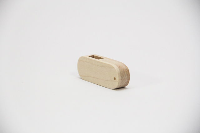 Pen Drive Giratório Em Madeira - Brinde Personalizado Recife